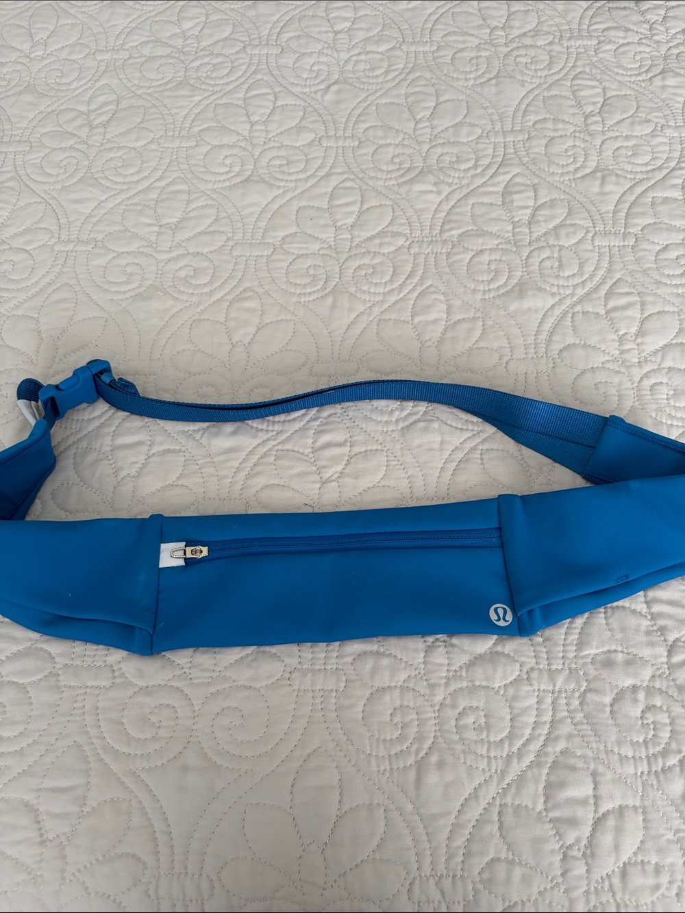 lululemon athletica Bright Blue Waist Belt Bag